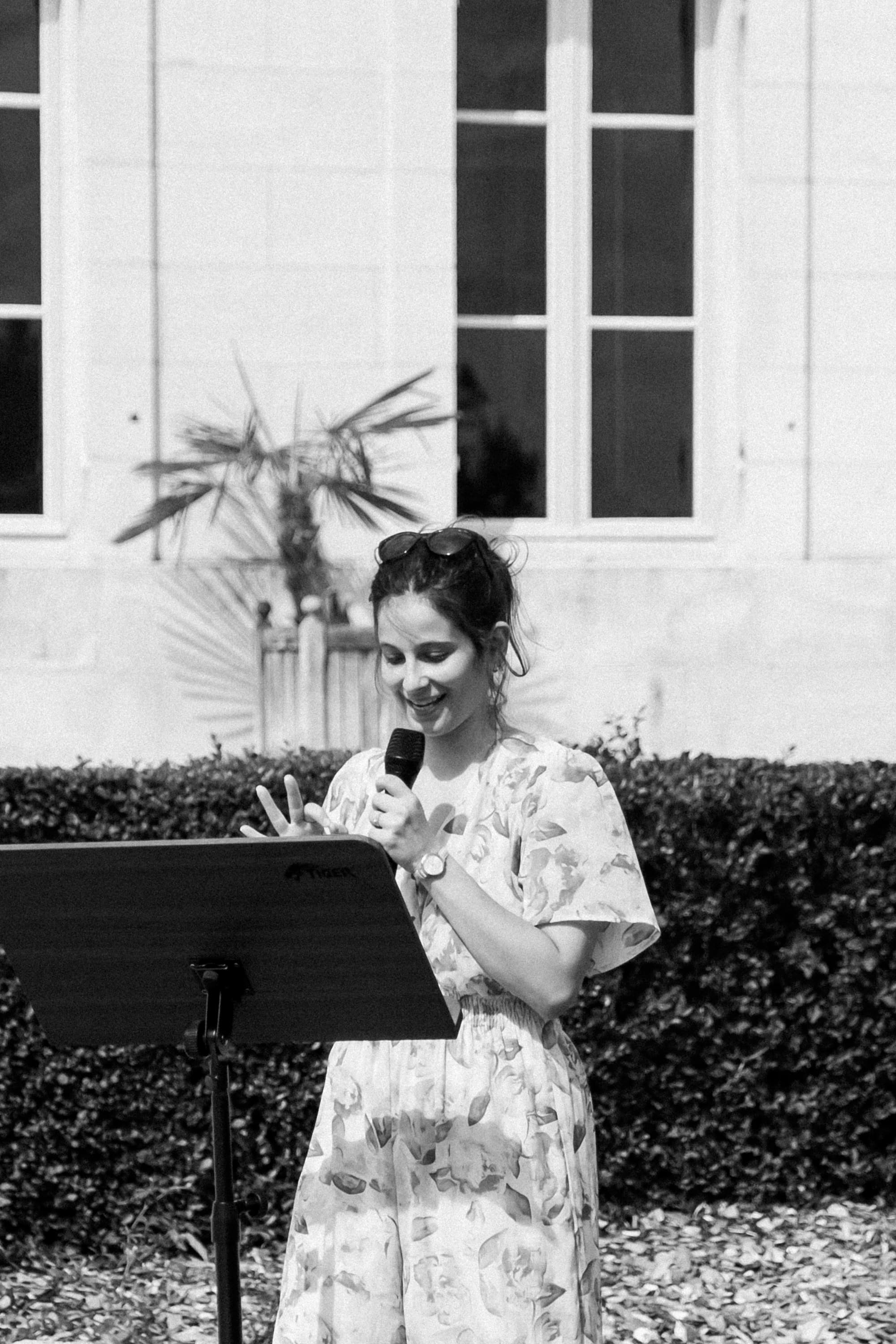 Officiante mariage Shanna cérémonie laïque au château fengari
